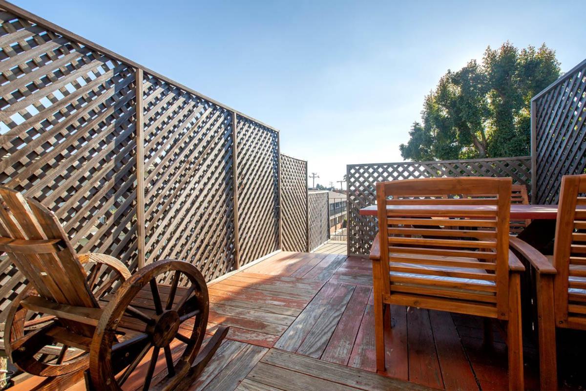 Alameda 3Br Unique Victorian Penthouse With Deck And Outdoor Furniture, Ac, 3 Blocks To Beach & Shopping Center & 2 Free Parking Spaces Dış mekan fotoğraf